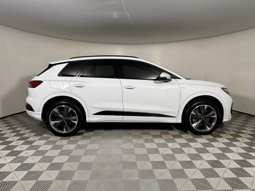 Used 2023 Audi Q4 e-tron Premium Plus AWD/4WD image 8