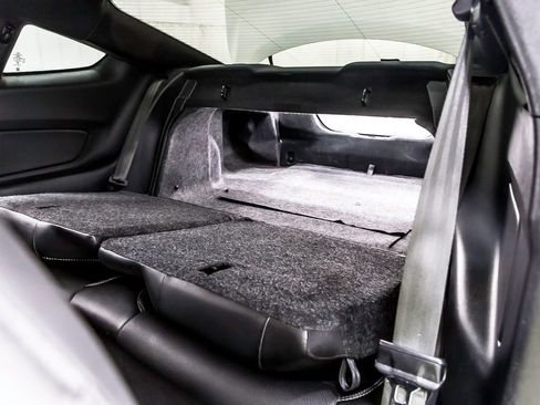 Used 2020 Ford Mustang Premium RWD image 33