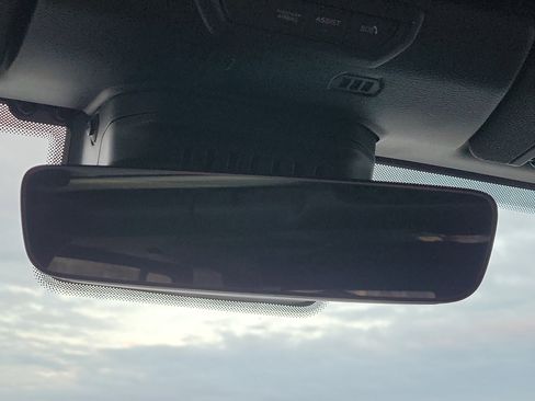 Used 2023 Jeep Gladiator Overland image 28