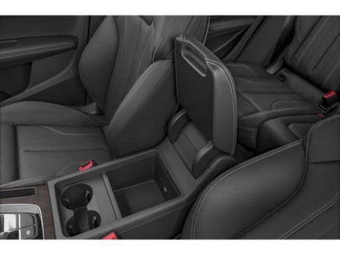 Used 2025 Audi Q5 e Premium Plus w/ Premium Plus Package AWD/4WD image 14