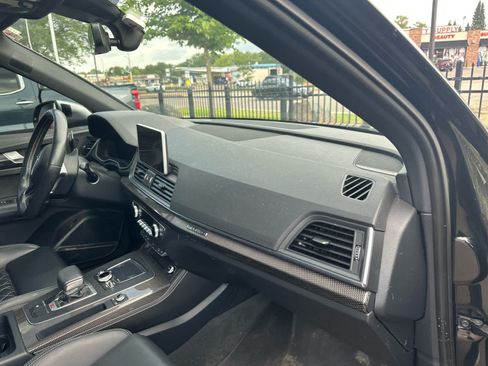 Used 2018 Audi SQ5 Premium Plus AWD/4WD image 9