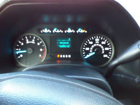 Used 2020 Ford F150 XLT image 11