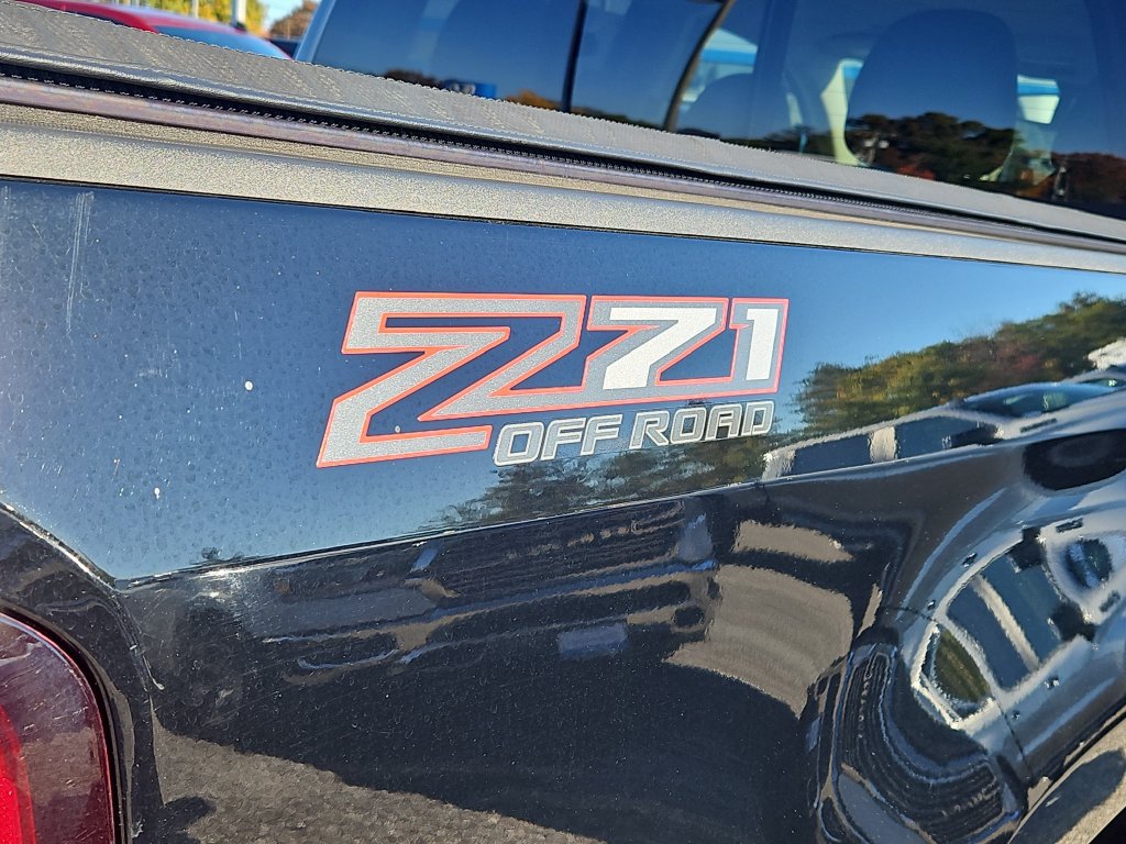 Used 2021 Chevrolet Colorado Z71 w/ Safety Package AWD/4WD image 12