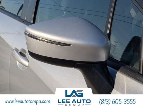 Used 2021 Nissan Versa SV image 11