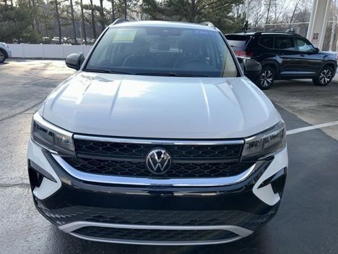 Used 2024 Volkswagen Taos S image 4