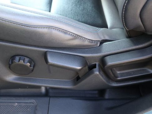 Used 2022 Ford Bronco Black Diamond image 34