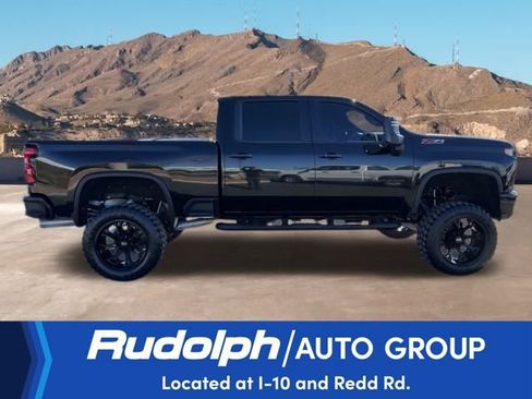 Used 2021 Chevrolet Silverado 2500 LTZ w/ LTZ Plus Package image 6