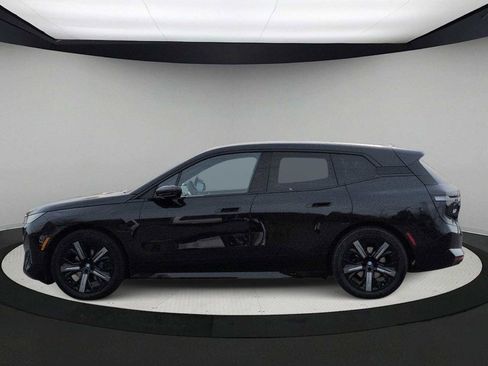 Certified 2025 BMW iX xDrive50 w/ Premium Package image 5