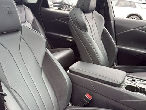 Used 2024 Lexus RX 500h F Sport w/ Convenience Package image 16