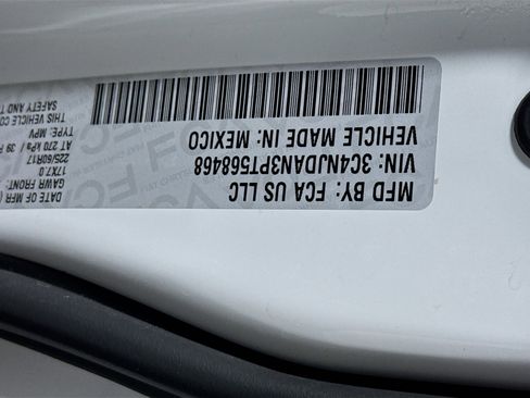 Used 2023 Jeep Compass Sport AWD/4WD image 36