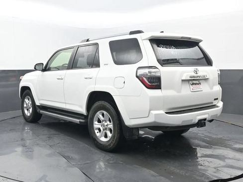 Used 2021 Toyota 4Runner SR5 RWD image 3