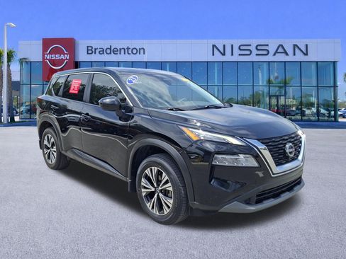 Used 2023 Nissan Rogue SV FWD image 3