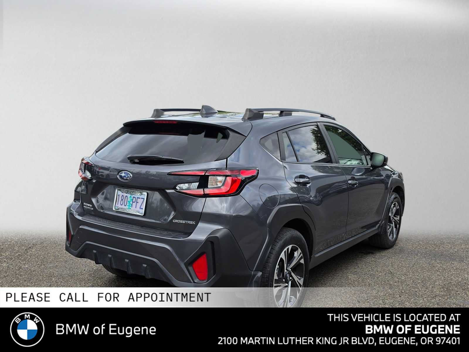 Used 2024 Subaru Crosstrek 2.0i Premium AWD/4WD image 3