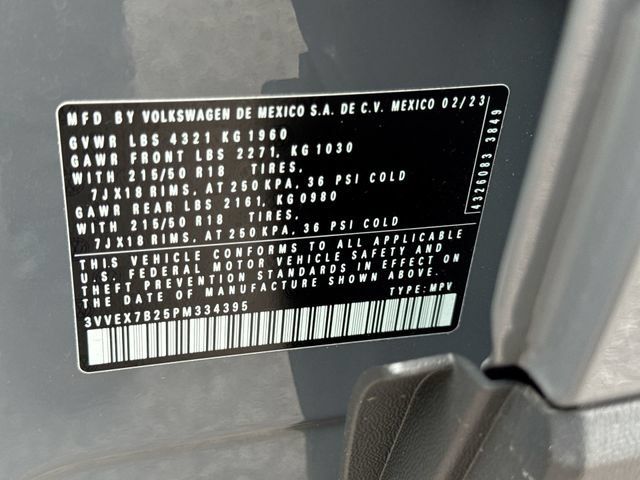 Used 2023 Volkswagen Taos SE w/ Panoramic Sunroof Package FWD image 34
