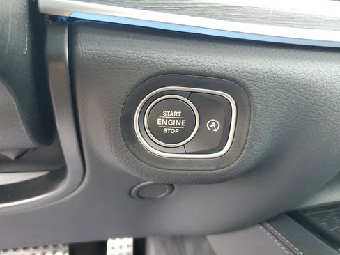 Certified 2026 Mercedes-Benz GLS 450 4MATIC image 38