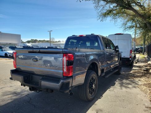 Used 2024 Ford F250 XLT w/ Black Appearance Package image 3