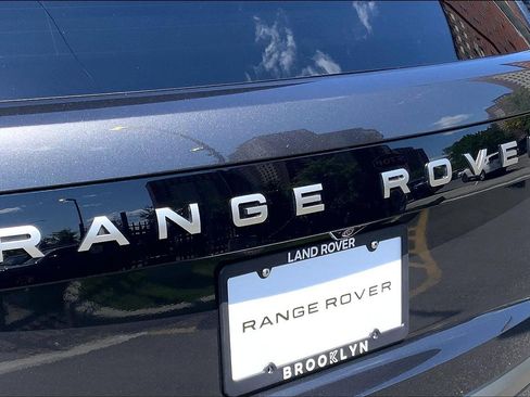 Certified 2024 Land Rover Range Rover SE AWD/4WD image 9