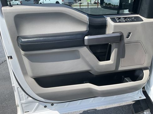 Used 2019 Ford F250 XLT w/ XLT Value Package AWD/4WD image 28