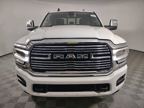 Used 2023 RAM 2500 Laramie AWD/4WD image 2
