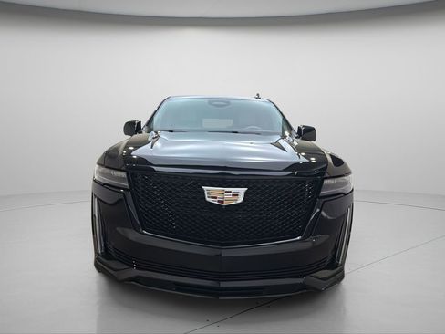 Used 2024 Cadillac Escalade Sport Platinum AWD/4WD image 8