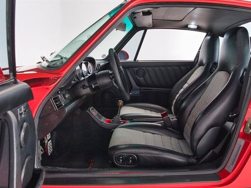 Used 1991 Porsche 911 Carrera image 19