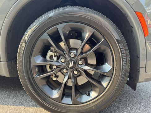 Used 2025 Dodge Durango R/T w/ Blacktop Package AWD/4WD image 14