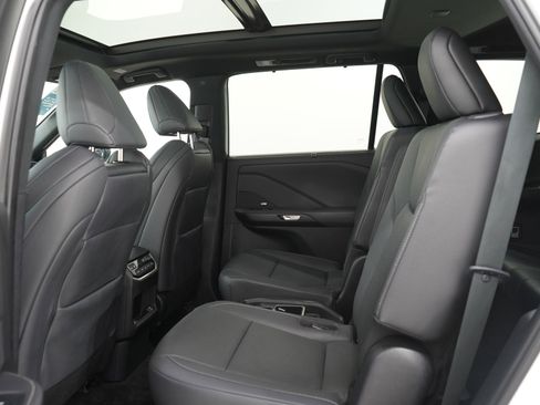 Used 2025 Lexus TX 350 AWD image 17