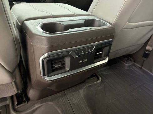Used 2023 GMC Sierra 1500 SLT w/ SLT Premium Plus Package AWD/4WD image 19