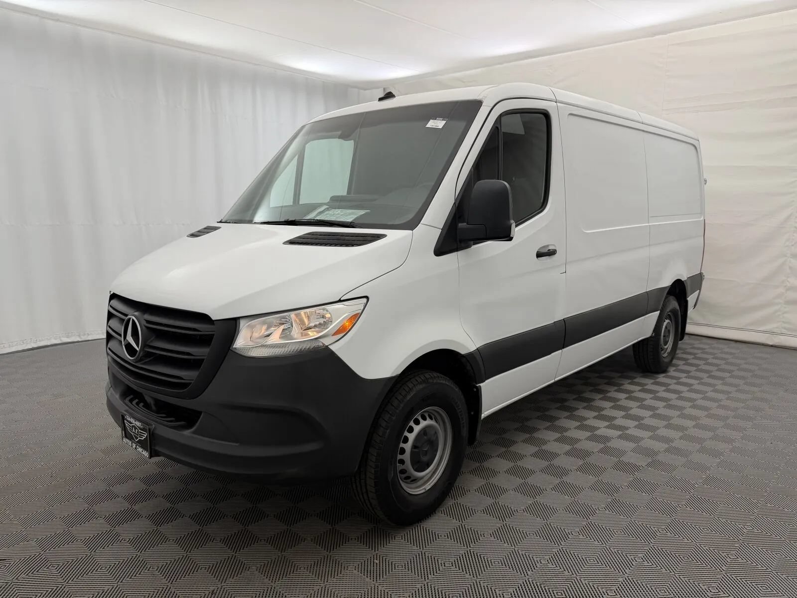 Used 2019 Mercedes-Benz Sprinter 2500 image 2