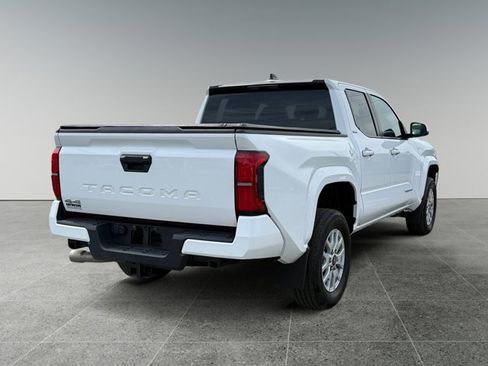 Used 2024 Toyota Tacoma SR5 AWD/4WD image 6