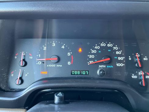 Used 2002 Jeep Wrangler Sahara AWD/4WD image 33