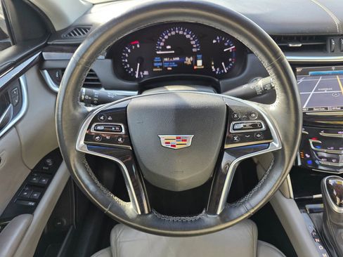 Used 2016 Cadillac XTS Luxury image 15