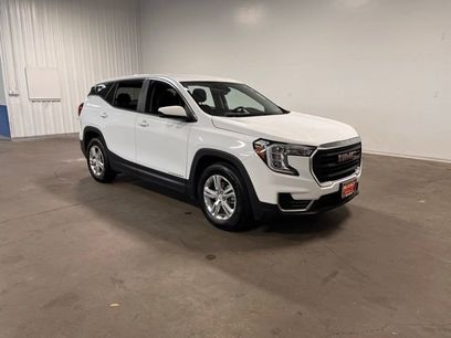 Used 2024 GMC Terrain SLE
