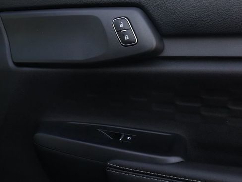 New 2025 Ford Ranger XLT w/ FX4 Off-Road Package image 37