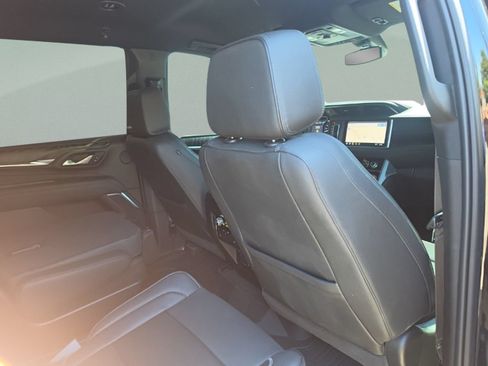 Used 2021 GMC Yukon Denali RWD image 30