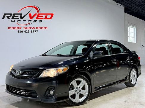 Used 2013 Toyota Corolla S w/ Premium Pkg FWD image 1