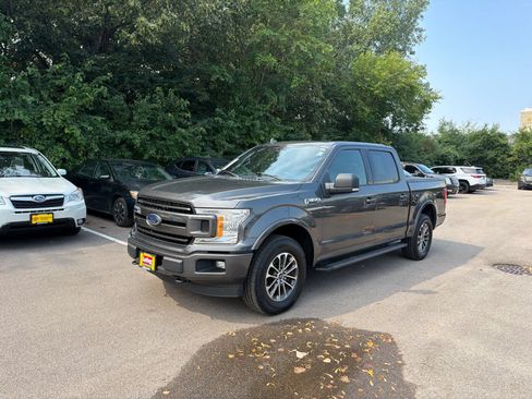 Used 2018 Ford F150 XLT w/ Equipment Group 302A Luxury AWD/4WD image 4