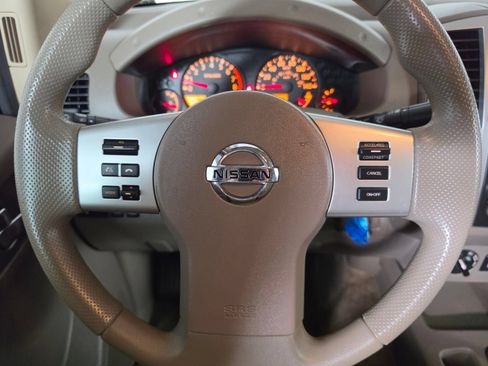Used 2018 Nissan Frontier SV AWD/4WD image 29