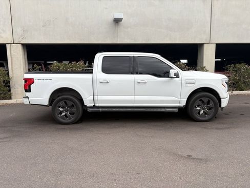 Used 2023 Ford F150 Lightning Lariat w/ Equipment Group 511A High image 3