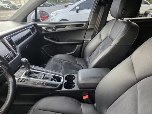 Used 2016 Porsche Macan S AWD/4WD image 29