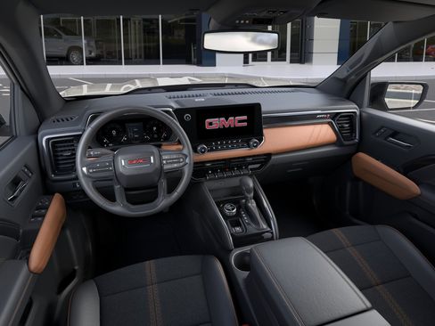 New 2026 GMC Canyon AT4 w/ Technology Plus Package AWD/4WD image 15