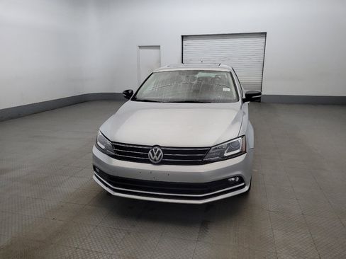 Used 2015 Volkswagen Jetta SE image 15