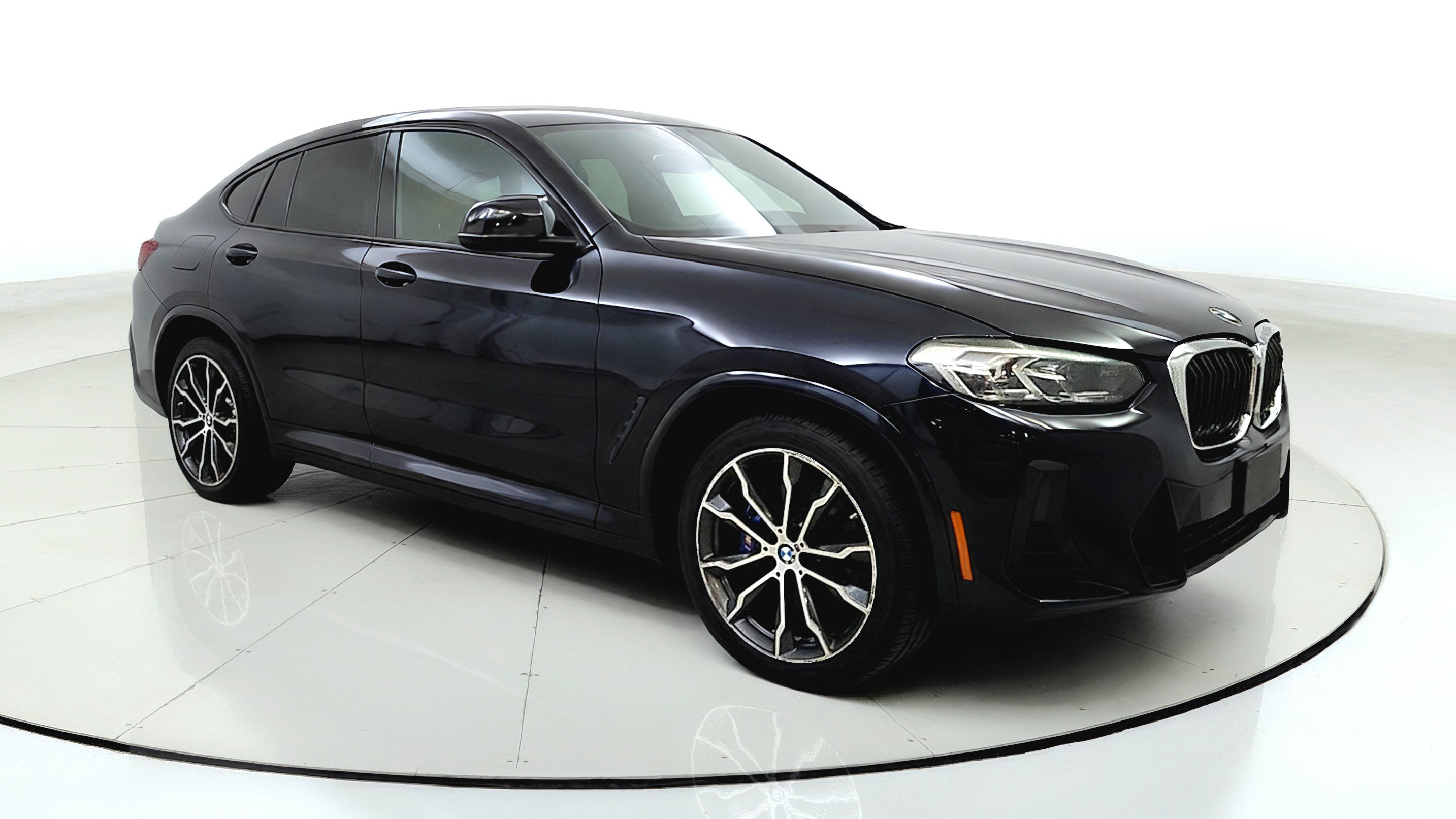 Used 2022 BMW X4 M40i AWD/4WD image 1