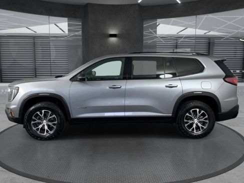 Used 2024 GMC Acadia AT4 w/ Super Cruise Package AWD/4WD image 8