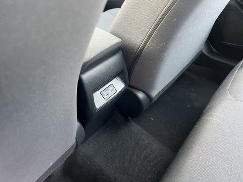 Used 2023 Toyota Corolla LE image 40