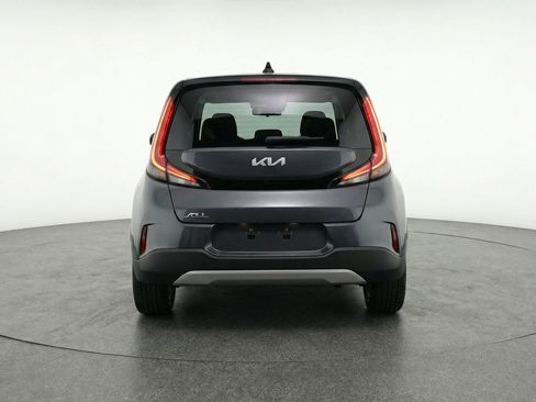 Used 2025 Kia Soul LX w/ LX Technology Package image 7