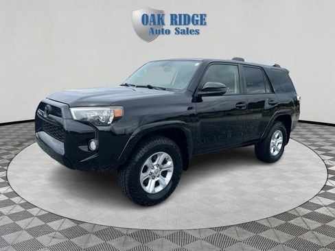 Used 2019 Toyota 4Runner SR5 AWD/4WD image 1