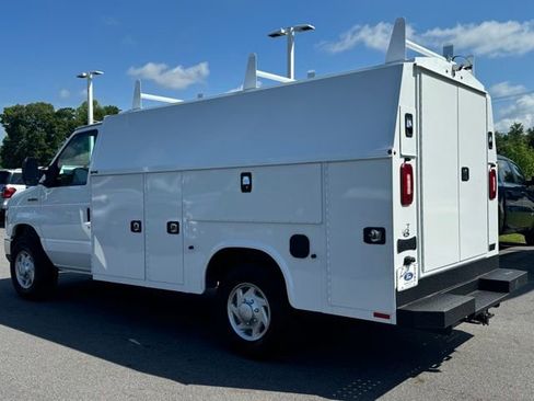 New 2025 Ford E-350 and Econoline 350 Super Duty w/ Power Equipment Group image 3