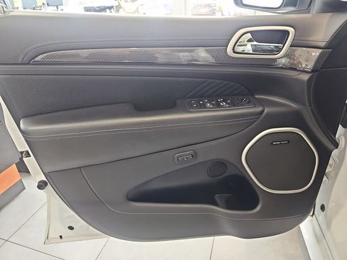 Used 2019 Jeep Grand Cherokee Trackhawk AWD/4WD image 11