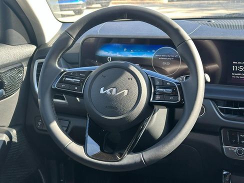 New 2026 Kia Seltos EX image 9